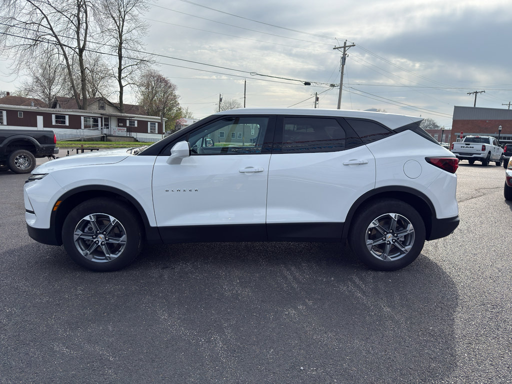 Used 2025 Chevrolet Blazer LT image 7