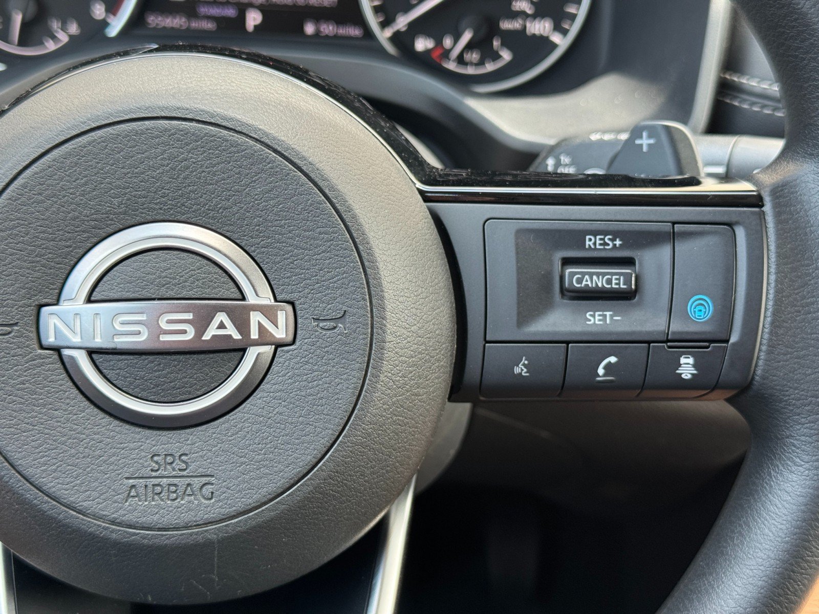 Used 2022 Nissan Rogue SV FWD image 20