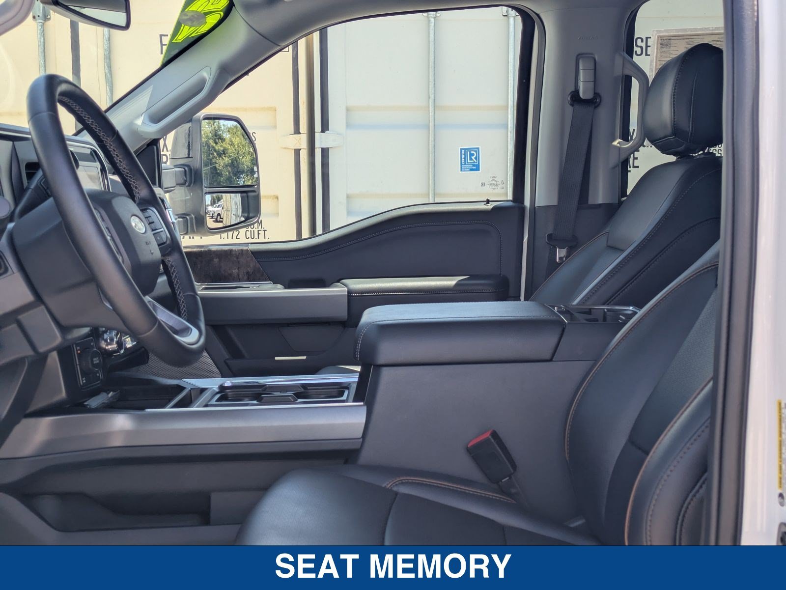 Certified 2025 Ford F250 Lariat w/ Lariat Ultimate Package AWD/4WD image 22