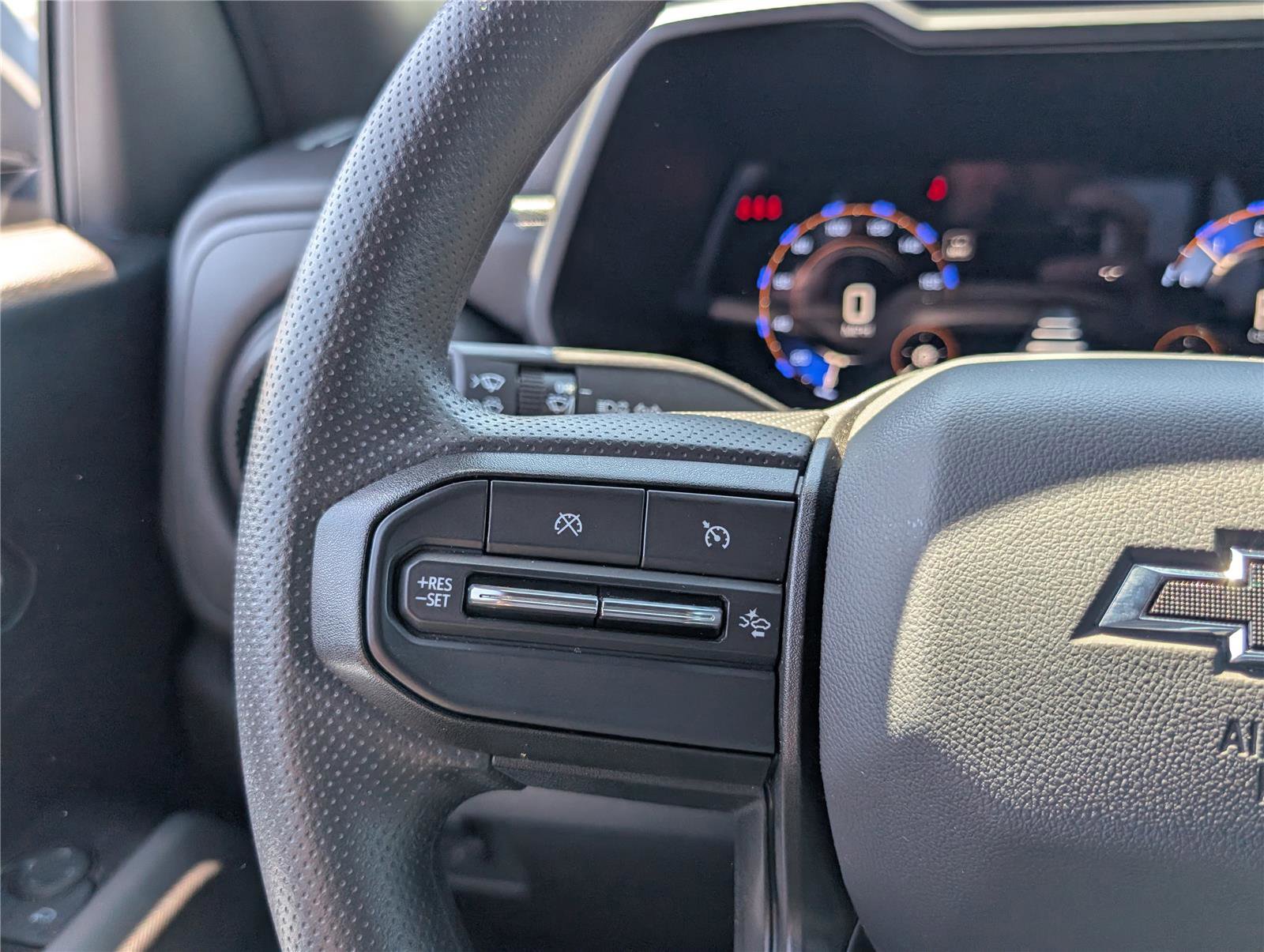 Used 2024 Chevrolet Colorado Trail Boss w/ Technology Package image 22