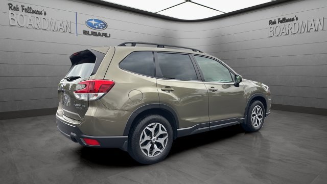 Used 2023 Subaru Forester Premium AWD/4WD image 4