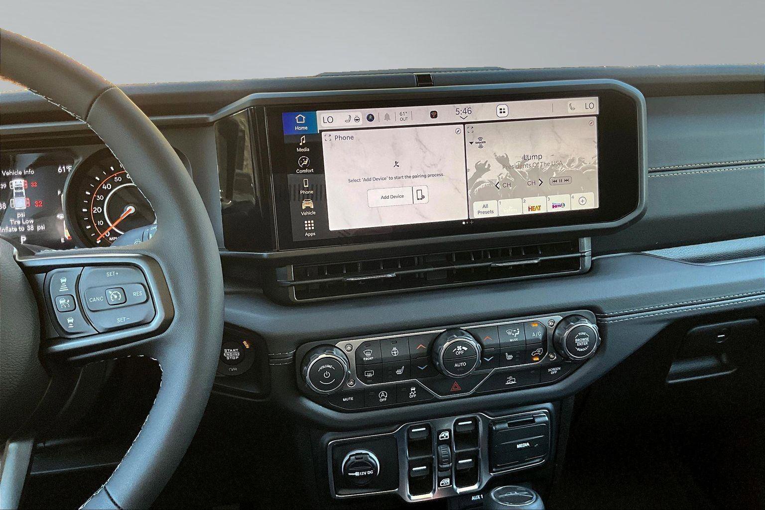 New 2026 Jeep Gladiator Sport AWD/4WD image 8