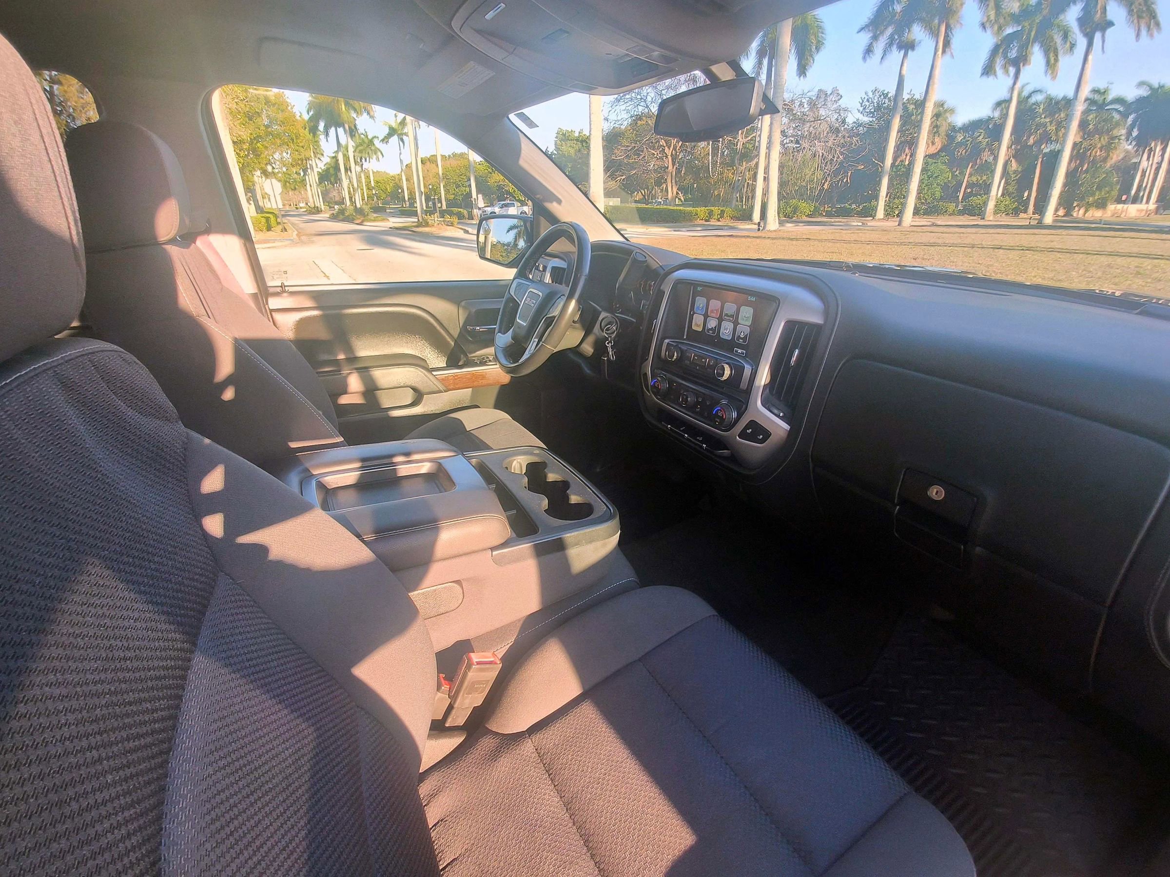 Used 2017 GMC Sierra 1500 SLE w/ SLE Value Package image 34