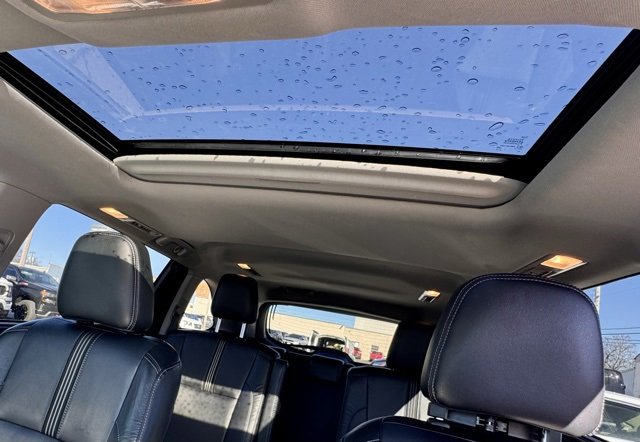 Used 2018 Toyota Highlander SE image 13