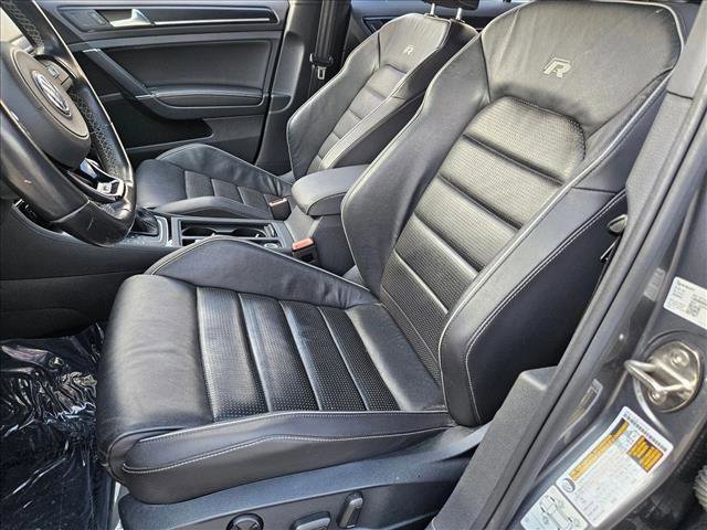 Used 2019 Volkswagen Golf 4-Door image 16