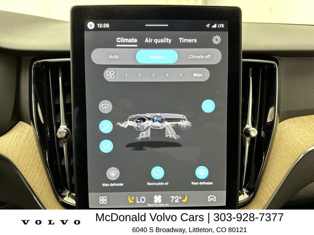 New 2026 Volvo XC60 B5 Plus w/ Protection Package Premier AWD/4WD image 19
