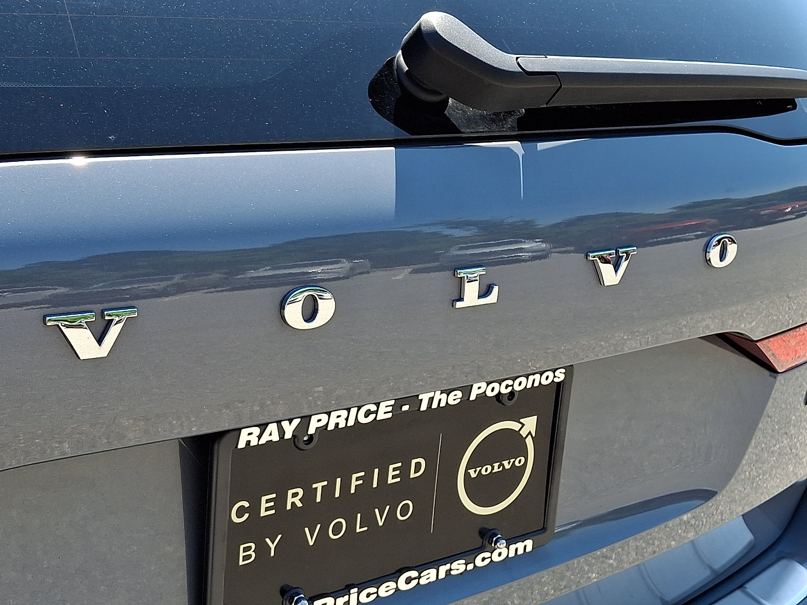 Certified 2024 Volvo XC60 B5 Core w/ Protection Package Premier AWD/4WD image 31