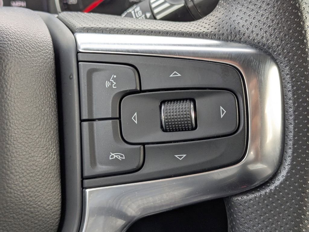 Used 2025 Chevrolet Blazer LT image 26