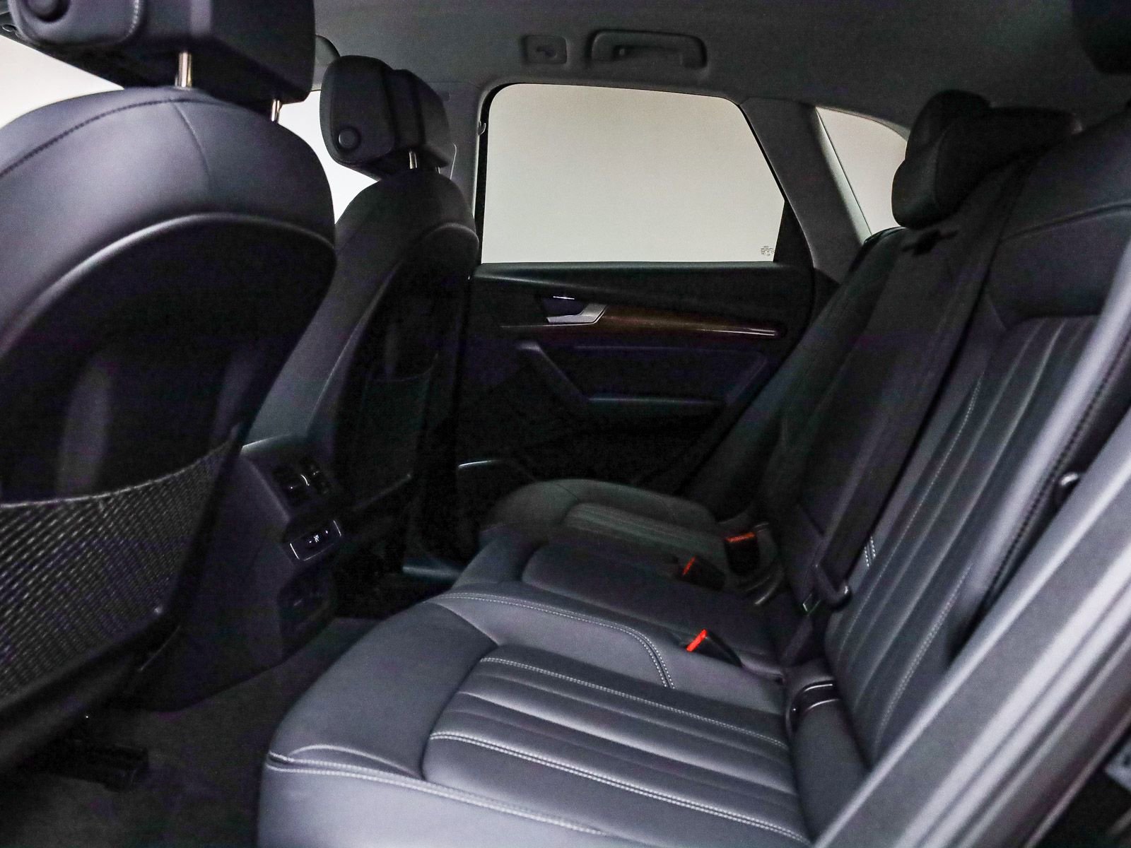 Used 2023 Audi Q5 2.0T Premium w/ Convenience Package AWD/4WD image 19