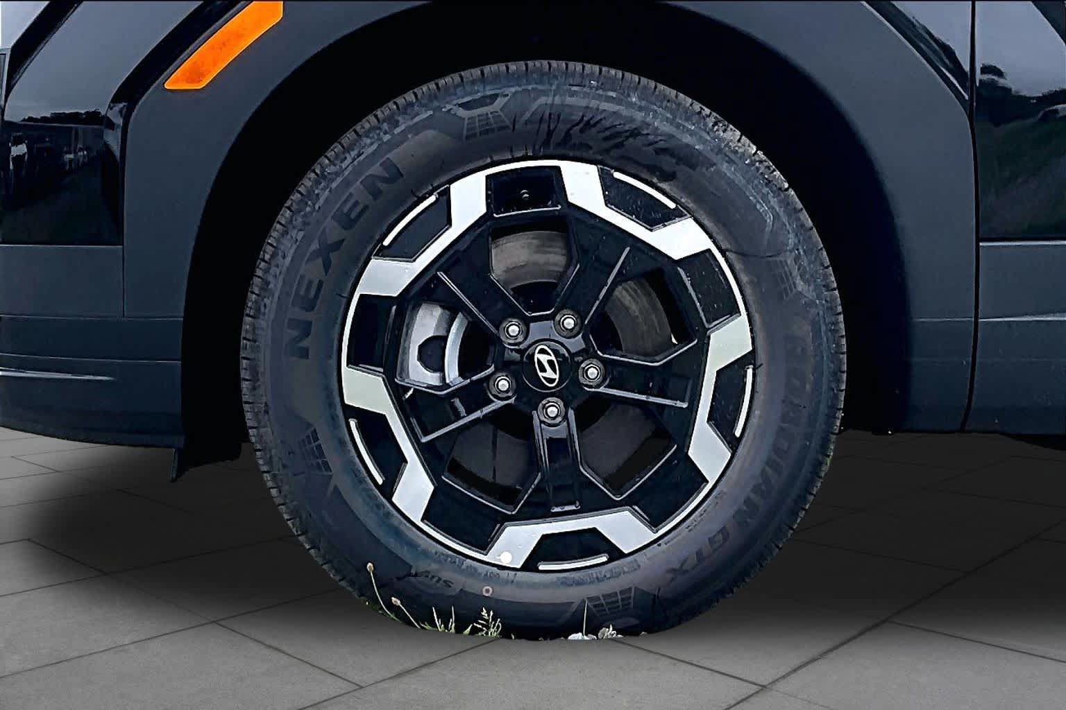 New 2026 Hyundai Santa Fe SEL FWD image 9