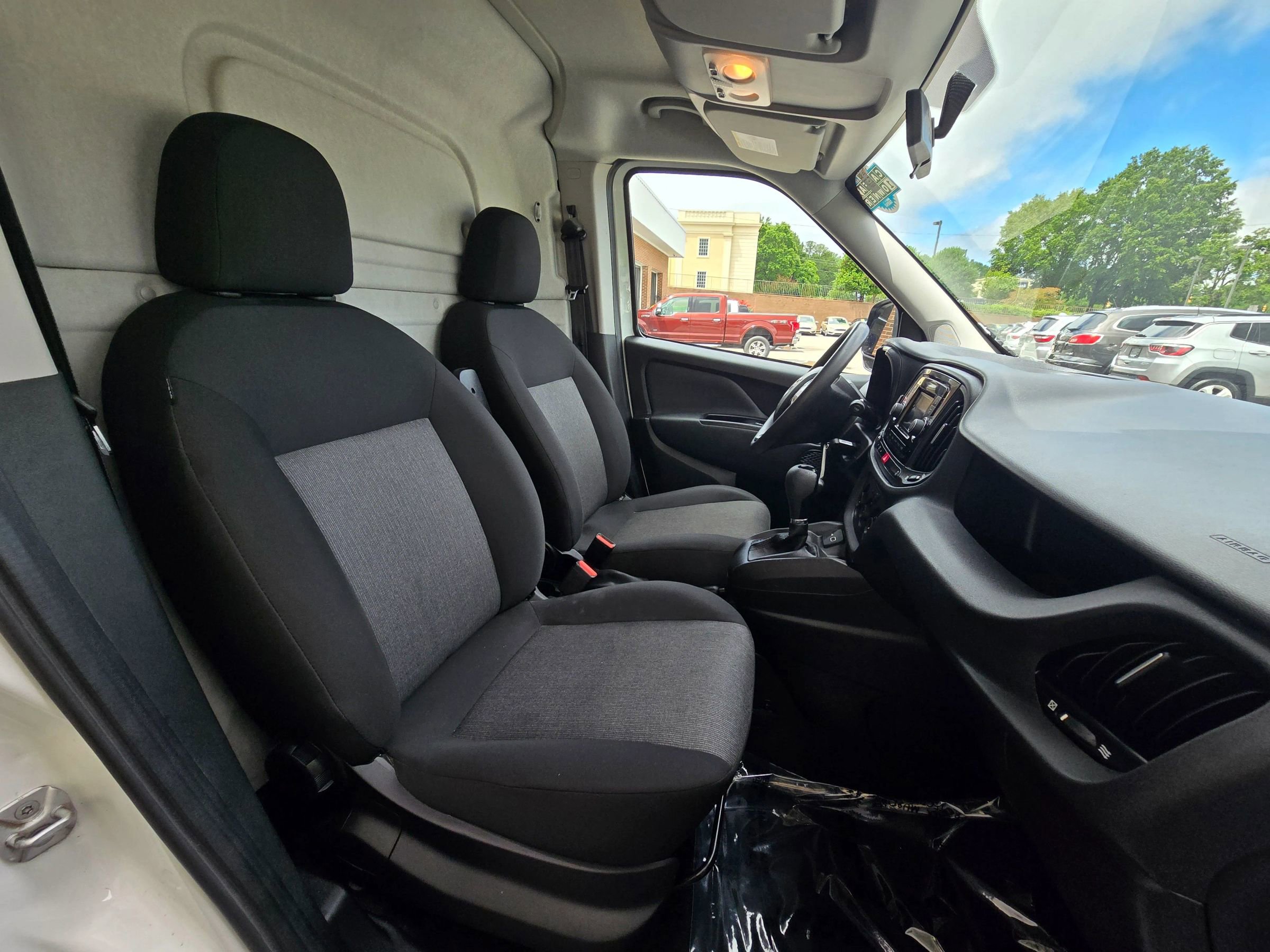 Used 2022 RAM ProMaster City Wagon image 12