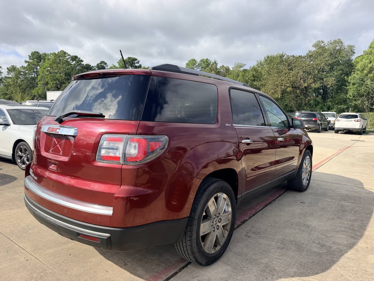 Used 2017 GMC Acadia Limited SLT FWD image 7