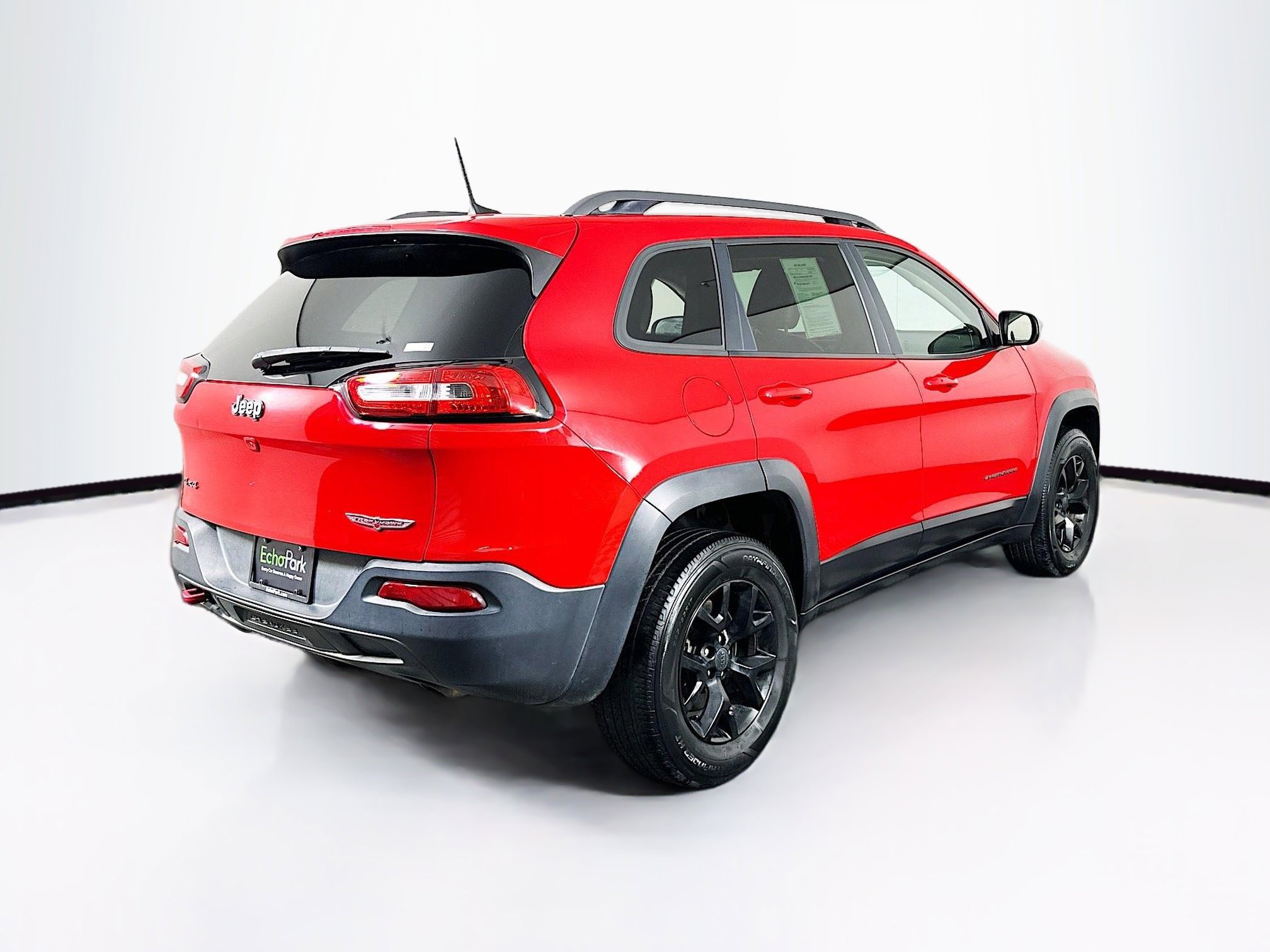 Used 2017 Jeep Cherokee Trailhawk w/ Comfort/Convenience Group AWD/4WD image 9