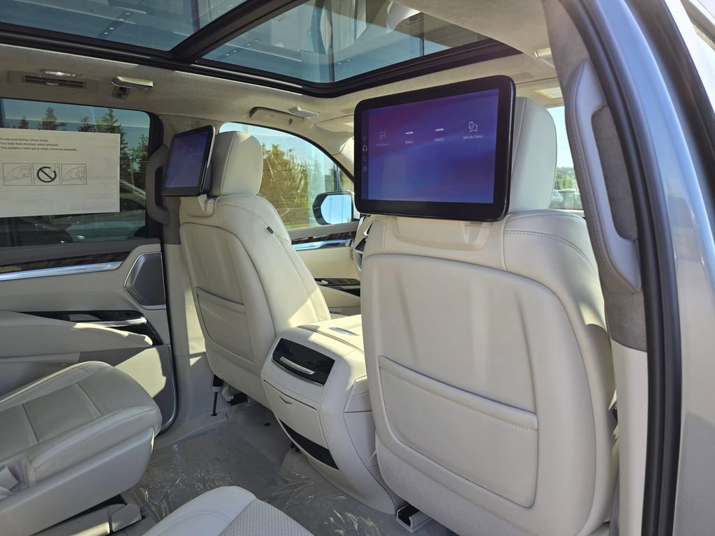 New 2026 Cadillac Escalade Platinum Sport AWD/4WD image 13