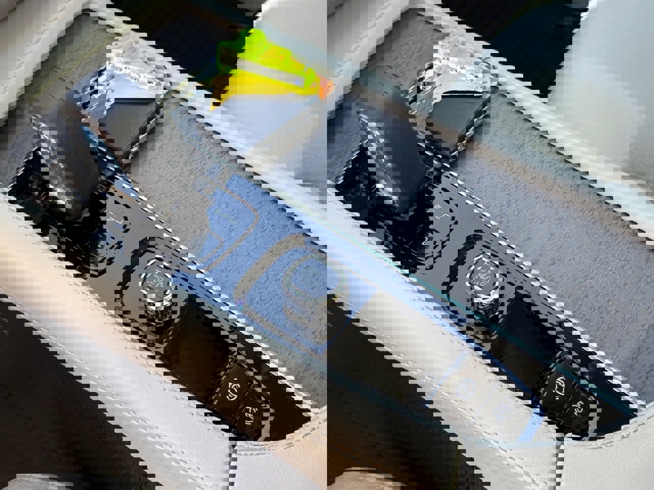 Certified 2024 Volvo XC90 B6 Plus w/ Protection Package Premier image 22