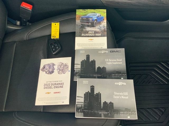 Used 2022 Chevrolet Silverado 1500 LTZ w/ LTZ Premium Package image 15