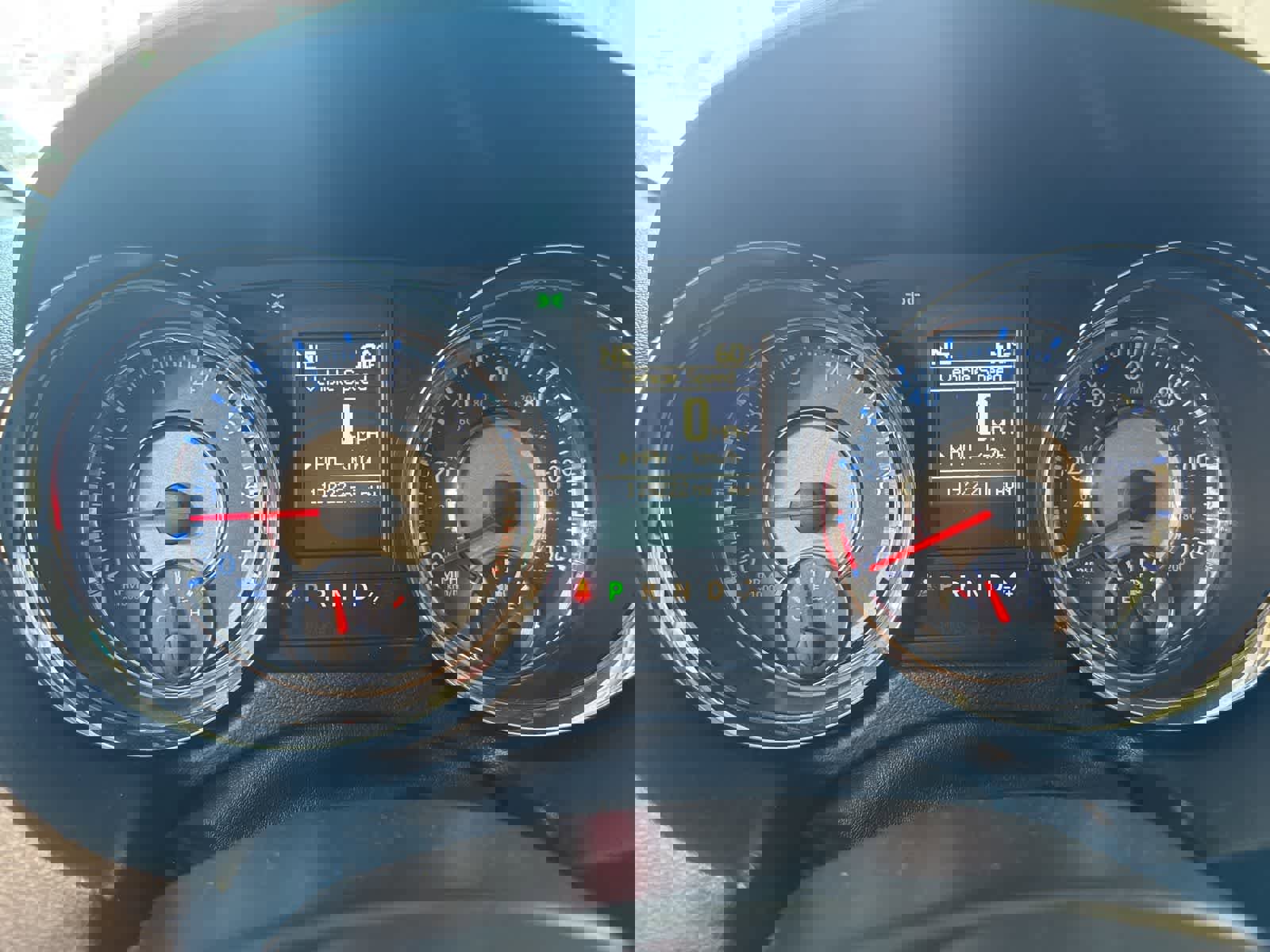 Used 2016 Chrysler Town & Country Touring w/ Driver Convenience Group FWD image 20