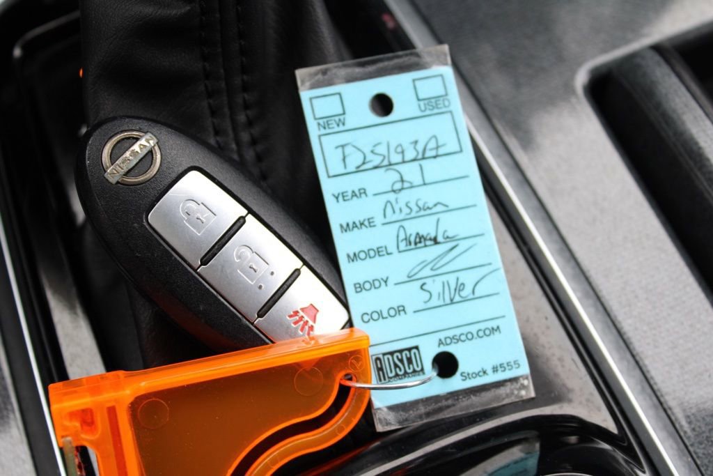 Used 2021 Nissan Armada SV image 31