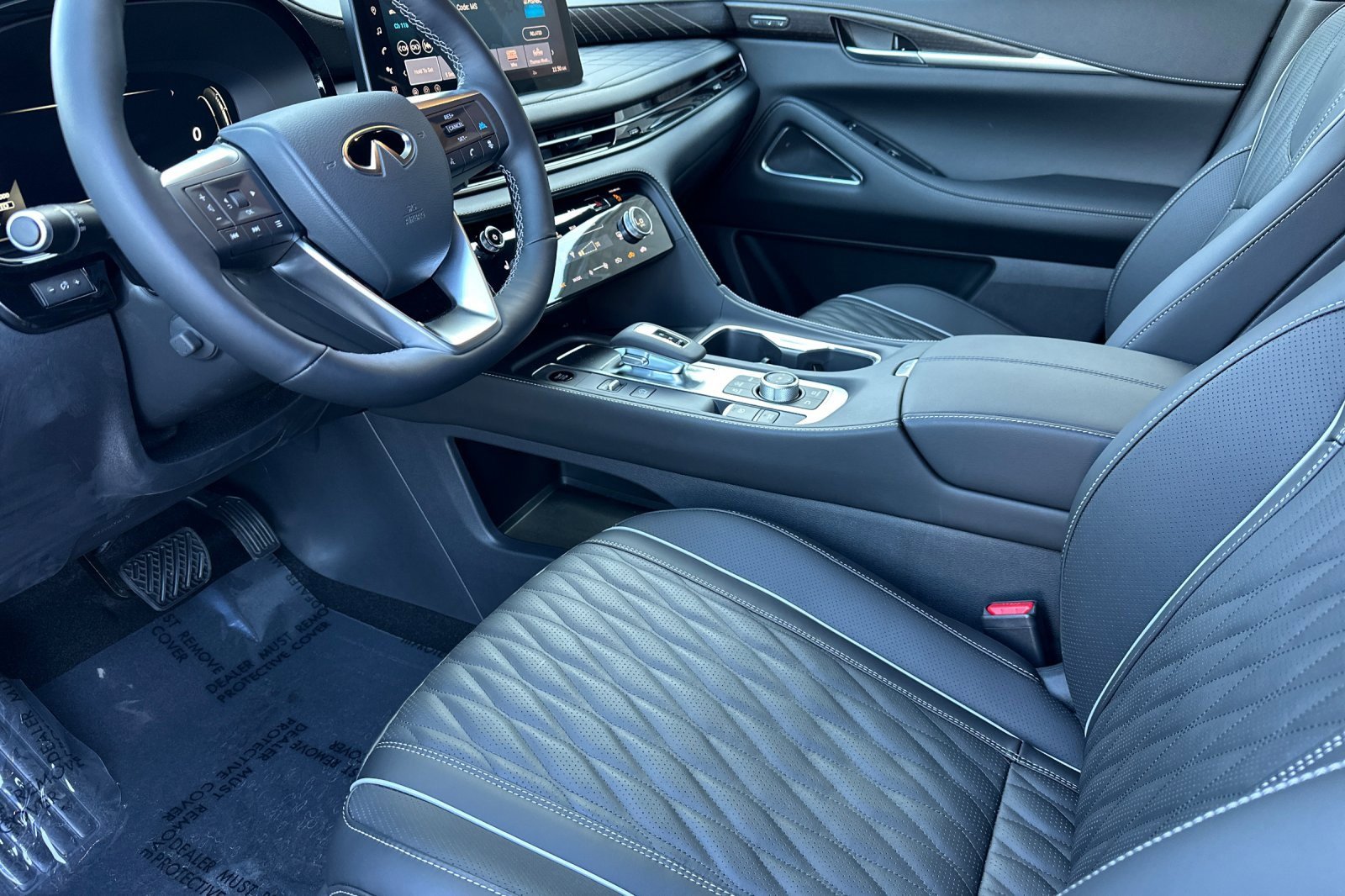 New 2026 INFINITI QX60 Autograph w/ Dark Cargo Package image 9