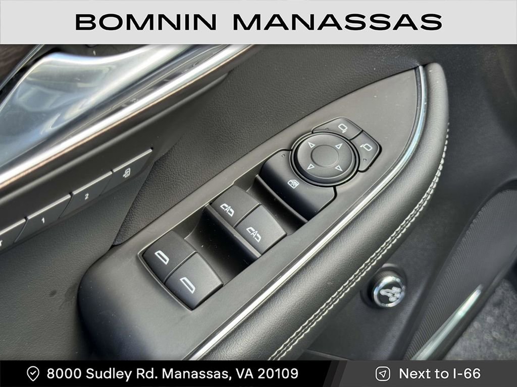 Used 2022 Buick Envision Avenir w/ Technology Package II AWD/4WD image 24
