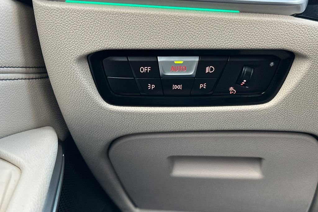 Used 2021 BMW M340i M340i w/ Premium Package image 30