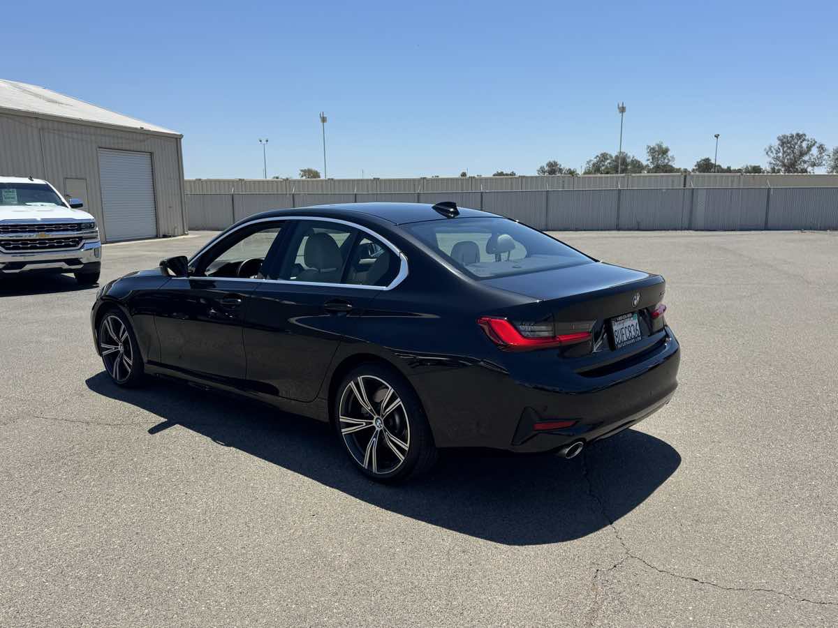 Used 2021 BMW 330i Sedan w/ Convenience Package RWD image 7