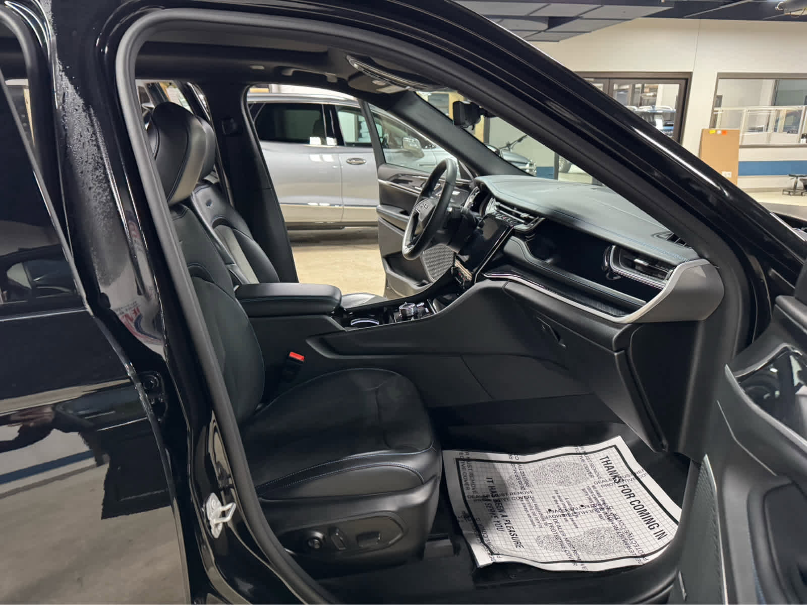 Used 2022 Jeep Grand Cherokee Trailhawk w/ Advanced Protech Group II image 11