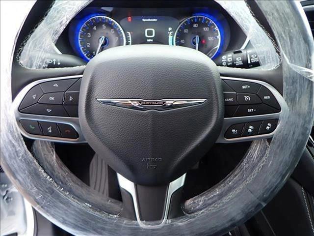 New 2026 Chrysler Pacifica Limited w/ Uconnect Theater Family Group AWD/4WD image 17