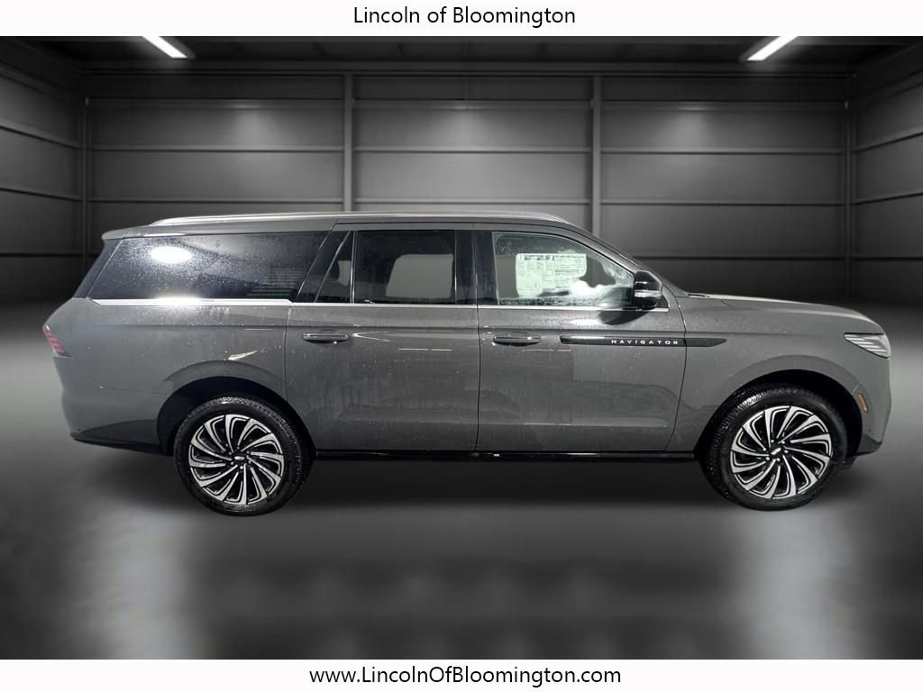 New 2025 Lincoln Navigator L Black Label image 7