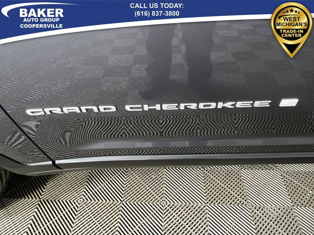 Used 2024 Jeep Grand Cherokee L Limited w/ Luxury Tech Group II image 34