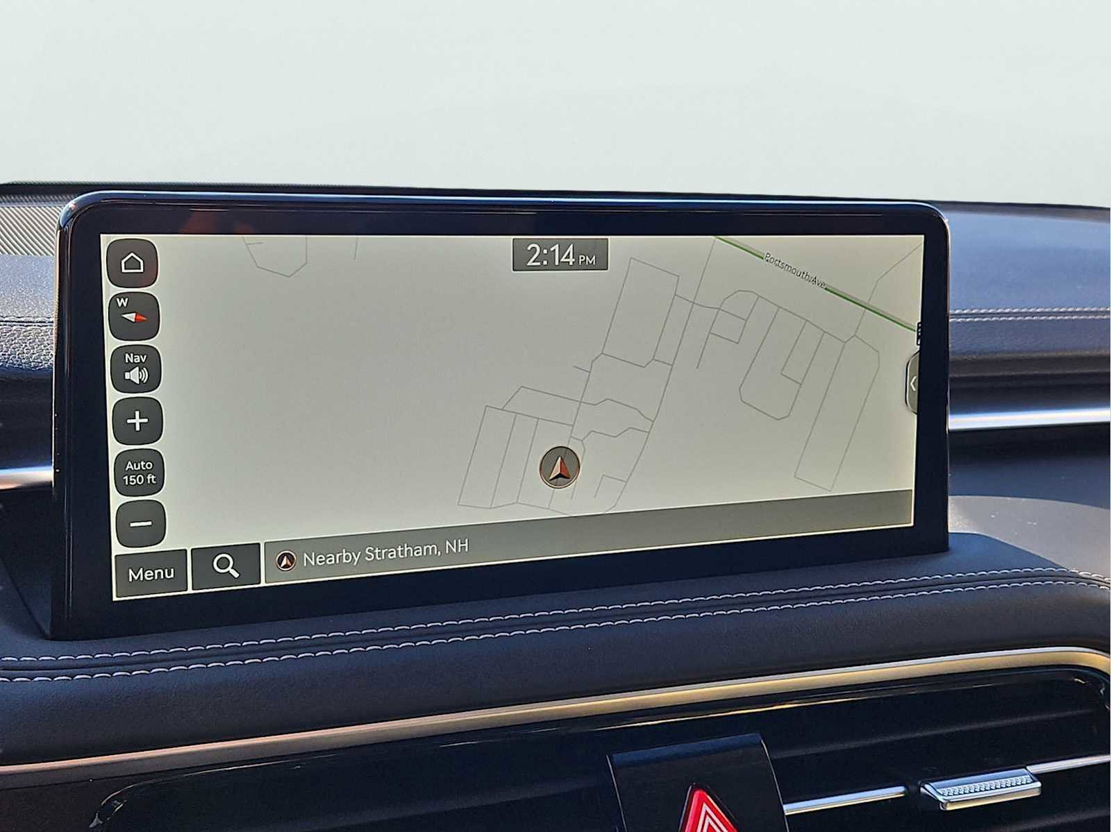 Used 2025 Genesis G70 2.5T image 24