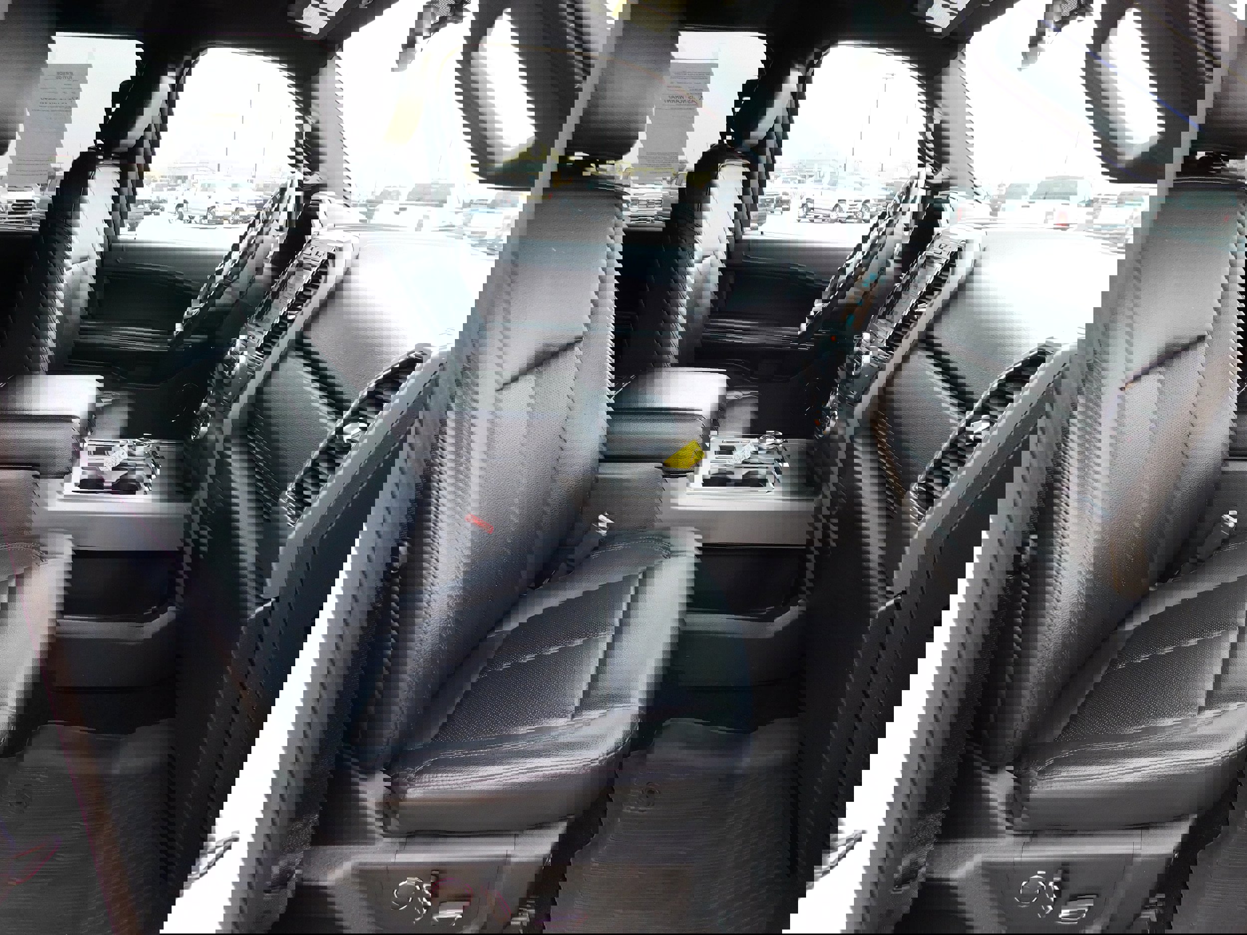 Used 2019 Ford Expedition XLT w/ Equipment Group 201A image 8