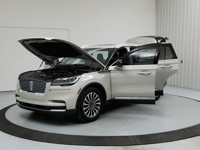 Used 2022 Lincoln Aviator Reserve w/ Equipment Group 201A image 11