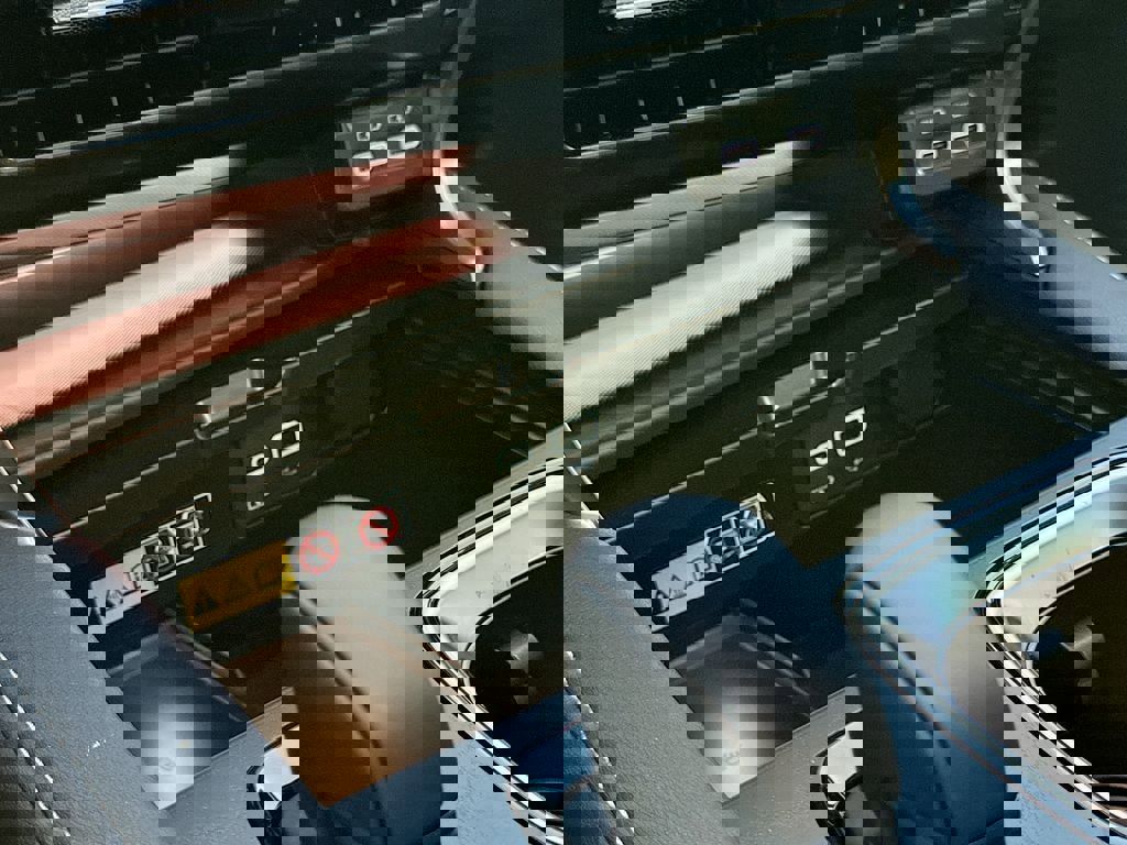 New 2026 Lexus RX 450h AWD image 30