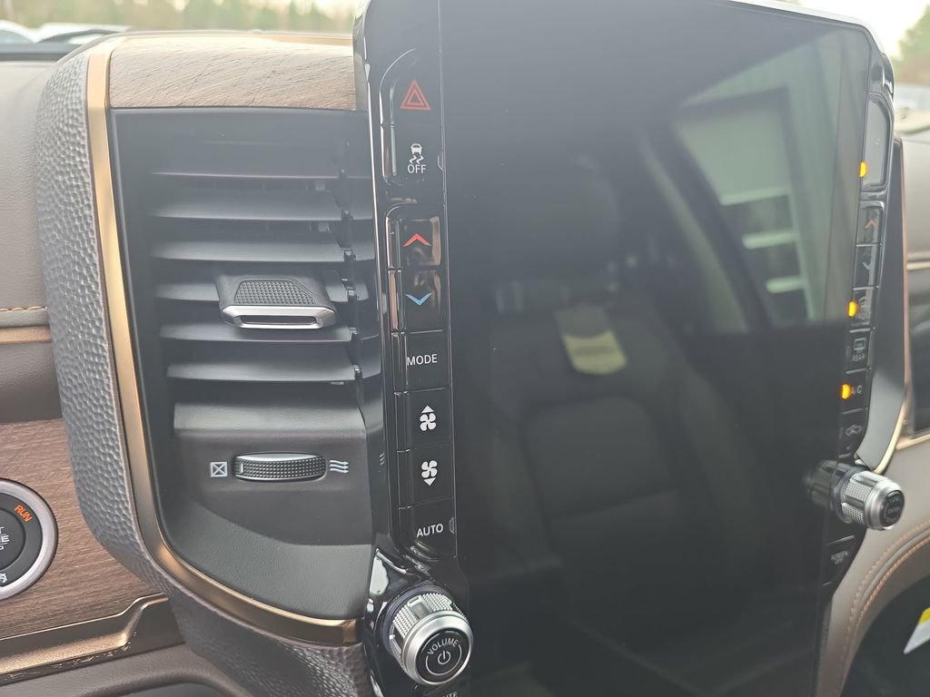 New 2026 RAM 1500 Limited AWD/4WD image 22