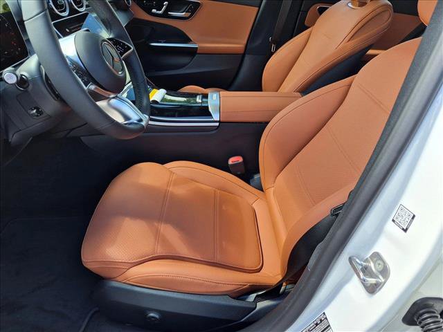 New 2026 Mercedes-Benz C 300 Sedan image 4