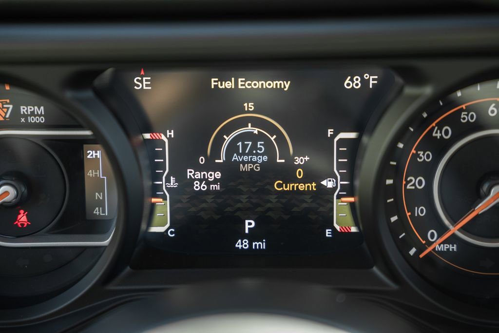 New 2025 Jeep Wrangler Unlimited Rubicon w/ Convenience Group image 39