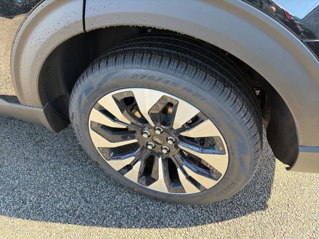 New 2026 Ford Explorer Platinum w/ LUX Leather Package image 6