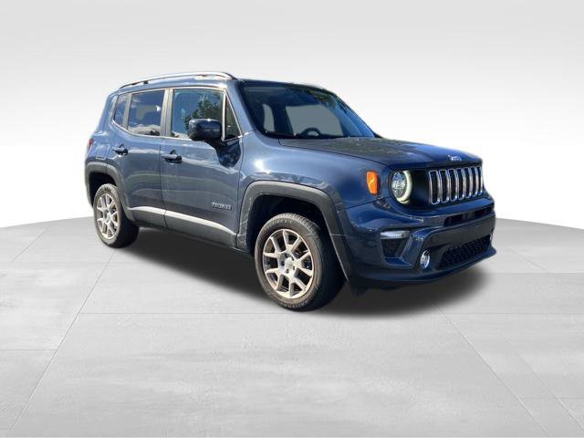 Used 2020 Jeep Renegade Latitude w/ Cold Weather Group AWD/4WD image 3