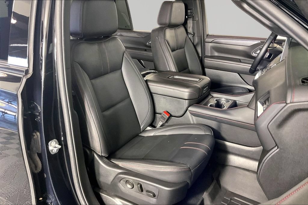Certified 2024 Chevrolet Tahoe RST w/ Luxury Package AWD/4WD image 28