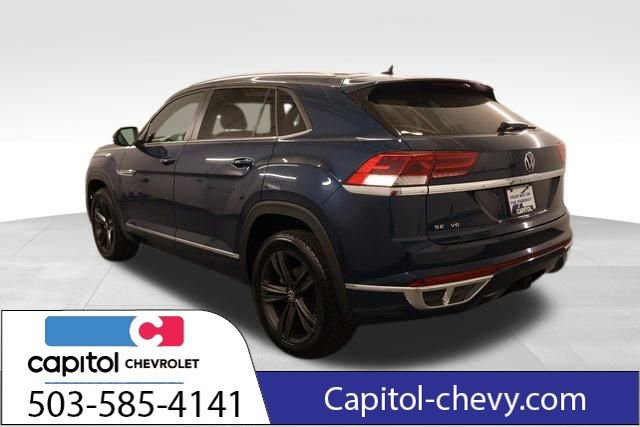Used 2021 Volkswagen Atlas Cross Sport SE image 3