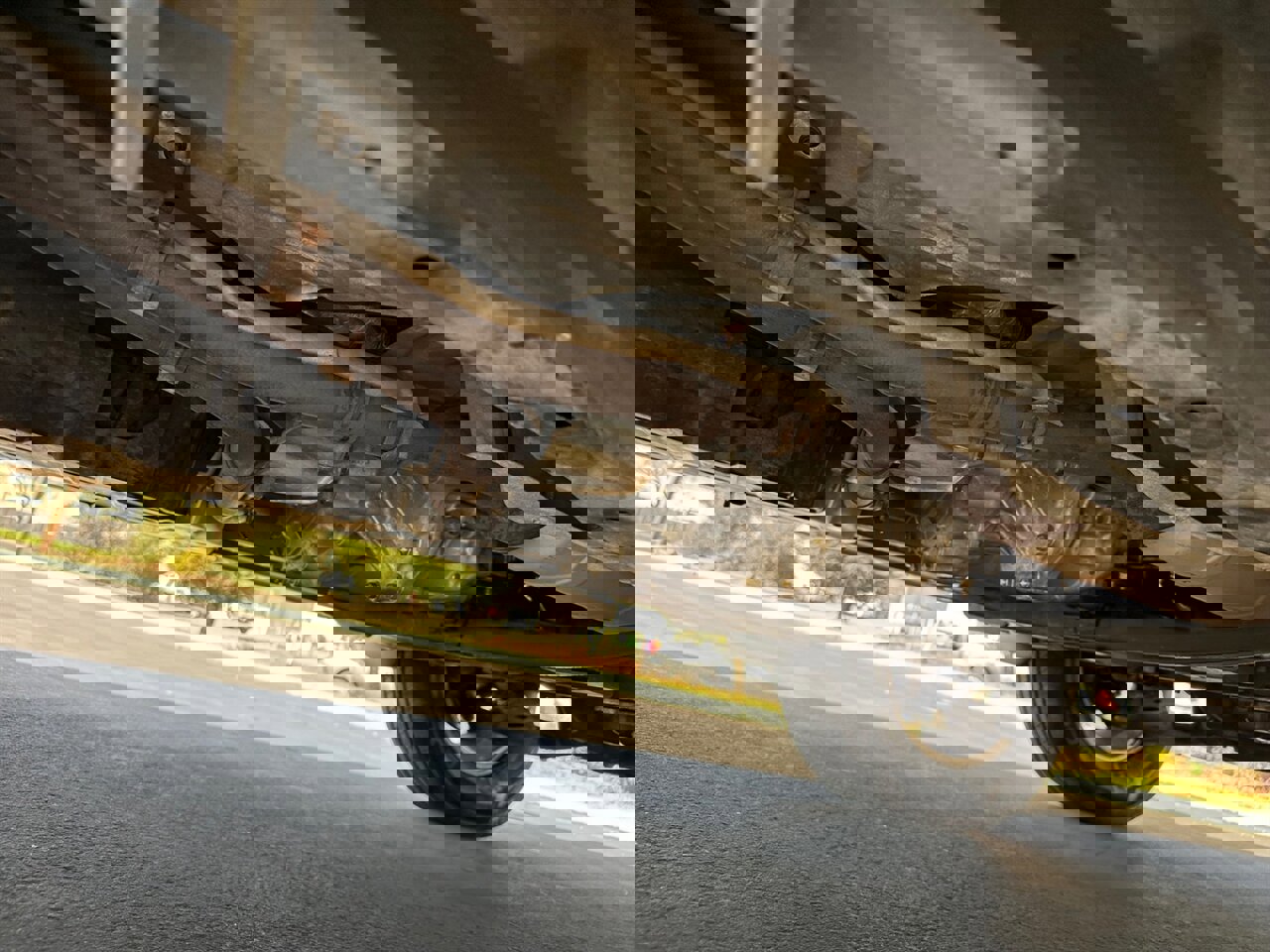 Used 2004 Nissan Pathfinder SE image 48