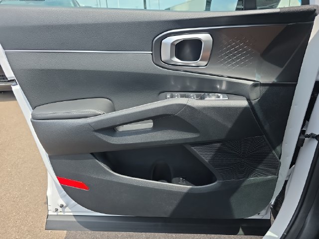 New 2026 Kia Sorento LX FWD image 8