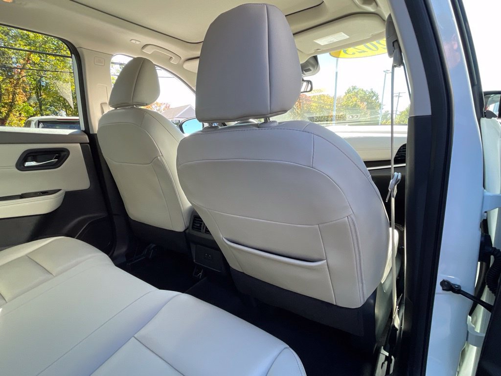 Certified 2023 Nissan Rogue SL AWD/4WD image 21