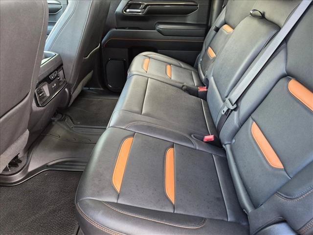 Used 2024 GMC Sierra 1500 AT4 w/ Technology Package AWD/4WD image 18