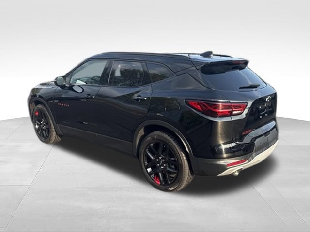 Used 2024 Chevrolet Blazer LT w/ Sound & Technology Package AWD/4WD image 5