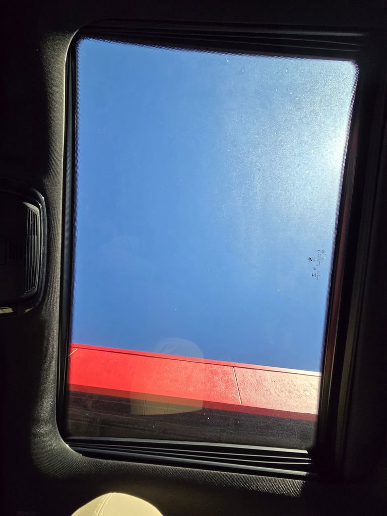 Used 2021 BMW 330i Sedan w/ Convenience Package image 32