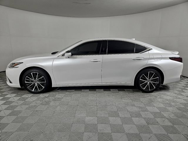 Used 2024 Lexus ES 300h w/ Premium Package image 8