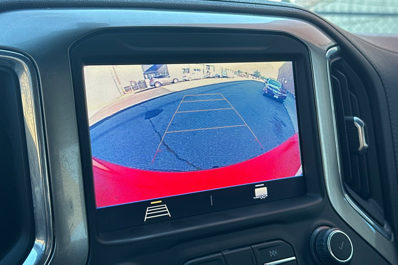 Used 2021 Chevrolet Silverado 1500 LT Trail Boss image 26