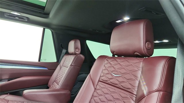 Used 2025 Cadillac Escalade Sport w/ Touring Package image 34